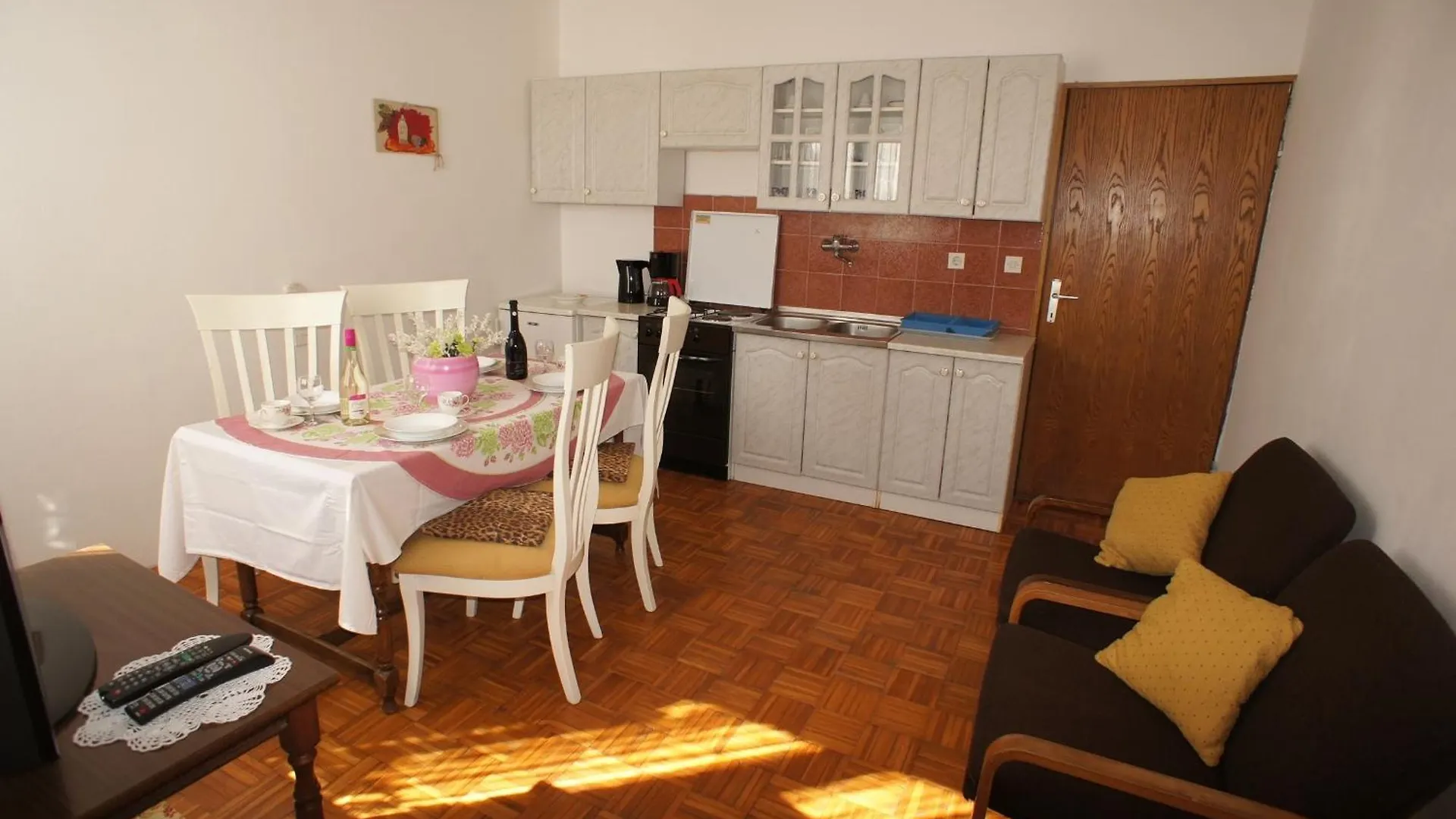 Apartment Anita Medulin 0*,